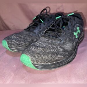 Under Armor shoes mens 10.